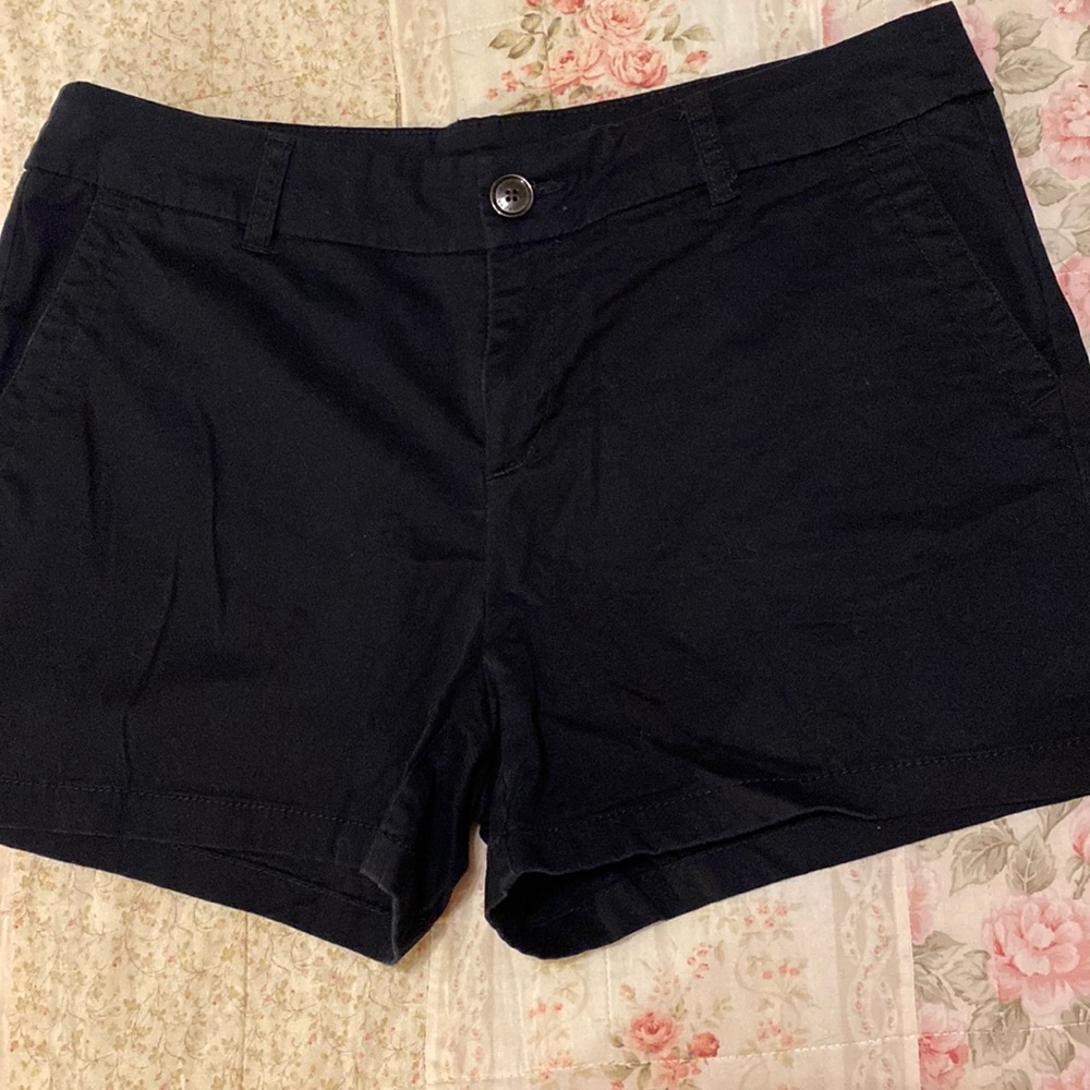 Cute black shorts